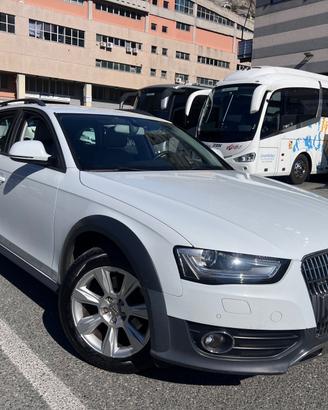 Audi A4 allroad 2.0 TDI 177 CV S tronic Business P