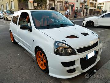 Renault clio 2003