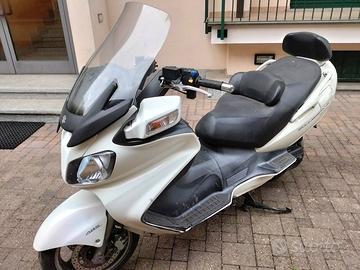 Scooter Burgman 650