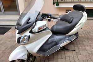 Scooter Burgman 650