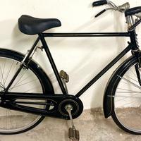 Bicicletta d'epoca a bacchette