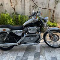 Harley Davidson 883 centenario