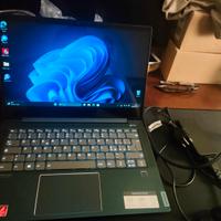 PC Portatile Lenovo (Ryzen 5, 8GB RAM)