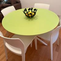 Lovegrove Roud Table (codice RL5) di Ross Lovegrov