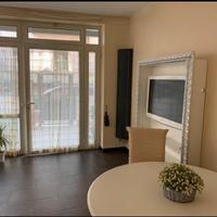 Cornice per televisore