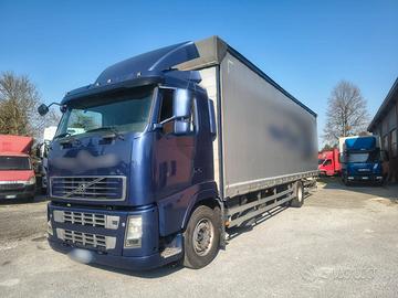 VOLVO FH 440 CENTINATA 10 mt ALZA/ABBASSA C/S
