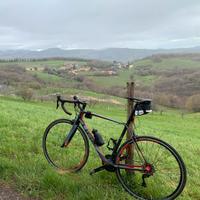 Bici corsa Cube