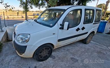 FIAT DOBLO'