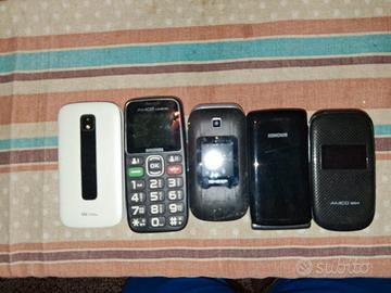 5 cellulari per anziani ben tenuti. funzionanti 