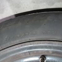 Pneumatici invernali 215 65 16  pari a nuovo 