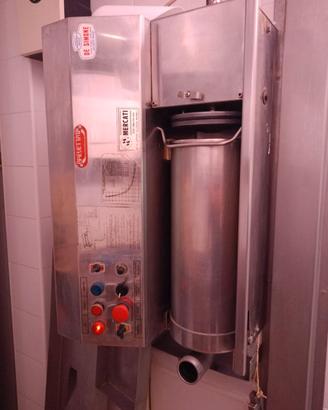 Insaccatrice elettrica professionale