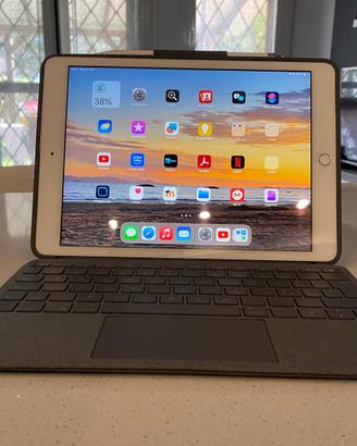 iPad 7 128GB + Tastiera Logitech + Apple Pencil 1