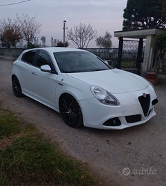 Alfa romeo Giulietta Quadrifoglio TBI 2010