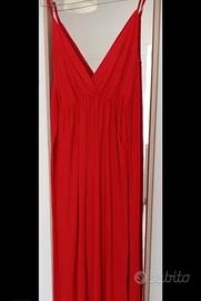 Tuta lunga elegante rossa con scollo a V
