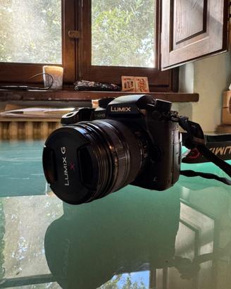 Lumix Panasonic GH5 +  OBIETTIVO LUMIX 12-35
