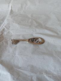 Riproduzione di chiave in argento