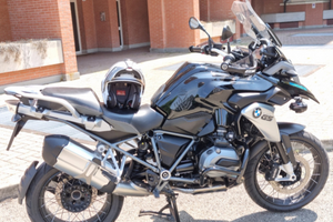 BMW R 1.200 GS modello Triple Black del 2016