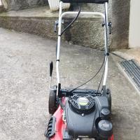 tagliaerba trazionato con accensione elettronica