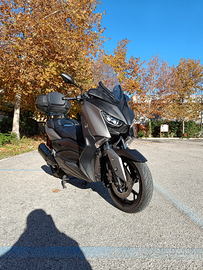 Yamaha X Max 300 - Accessoriato