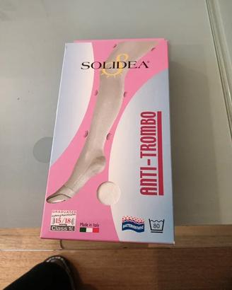 CALZE ANTI TROMBO ANCORA NELLA SCATOLA