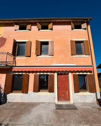 Terra tetto unifamiliare