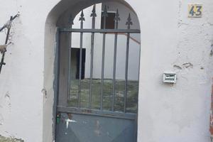 Villetta indipendente con giardino e box auto