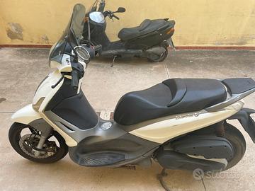 Beverly 350 Sport Touring (2013)