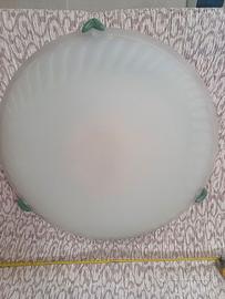 plafoniera in vetro opaco