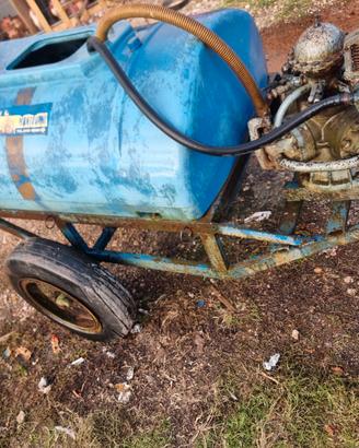 Botte da 800 litri per trasporto acqua