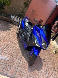 T Max 500 2011