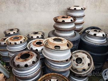 Cerchi in ferro Nissan Trade