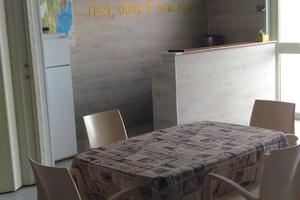 Per l'estate locale ampio e comodissimo