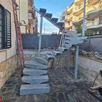 Scala a chiocciola in ferro zincato da esterno