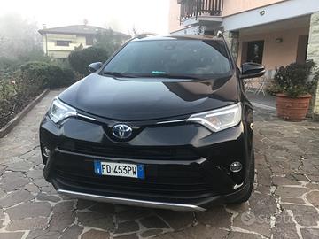 TOYOTA RAV4 4ª serie - 2016