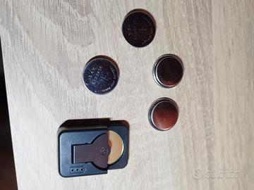 4 Batterie Ricaricabili LIR2450 + Caricatore USB