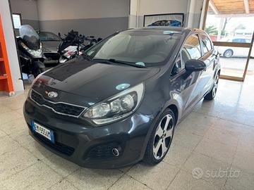 Kia Rio 1.4 CRDi 90 cv. EX PLUS OK NEOPATENTATI