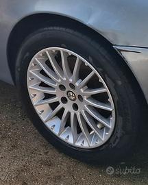 Cerchi in lega da 16 con gomme nuove