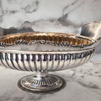 Centro tavola in argento. 