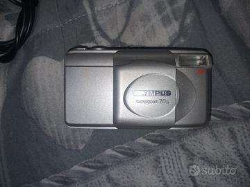 macchina fotografica vintage olympus super zoom 70