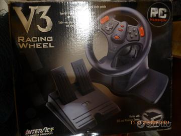 Volante +pedaliera per video giochi