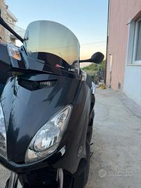 X Max 250
