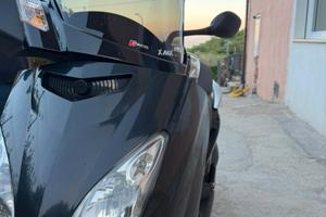 X Max 250