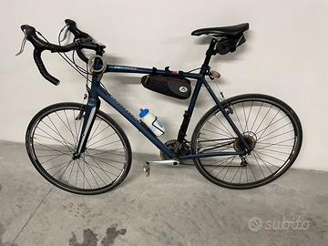 Bicicletta tricross Specialized