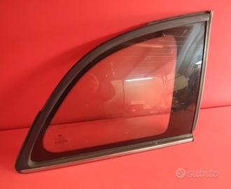 VETRO FISSO DEFLETTORE POSTERIORE DESTRO FIAT 500