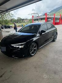 Audi a3 8y 2.0 TDI tetto aprile 