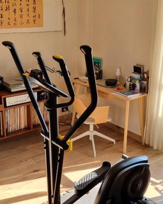 Ellittica connessa 500