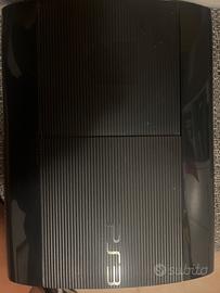 Playstation 3 + 2 joystick + 2 giochi(FIFA e NBA)