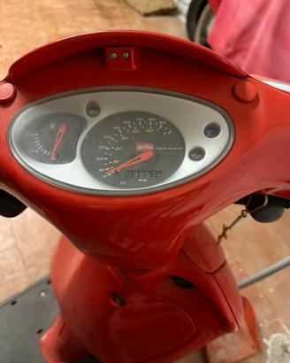 Aprilia Scarabeo 50 - anno 2011