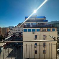 3 vani ristrutturato Zona ORETO ALTA