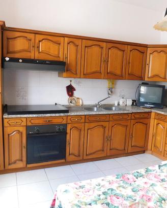 Mobile cucina angolare in legno